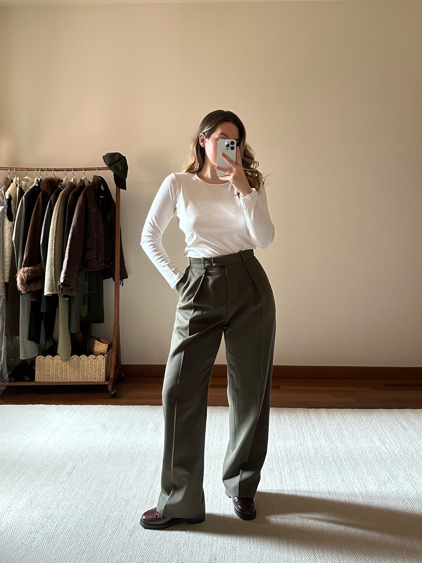 Secondhand Khaki Green Pleated Twill Trousers
