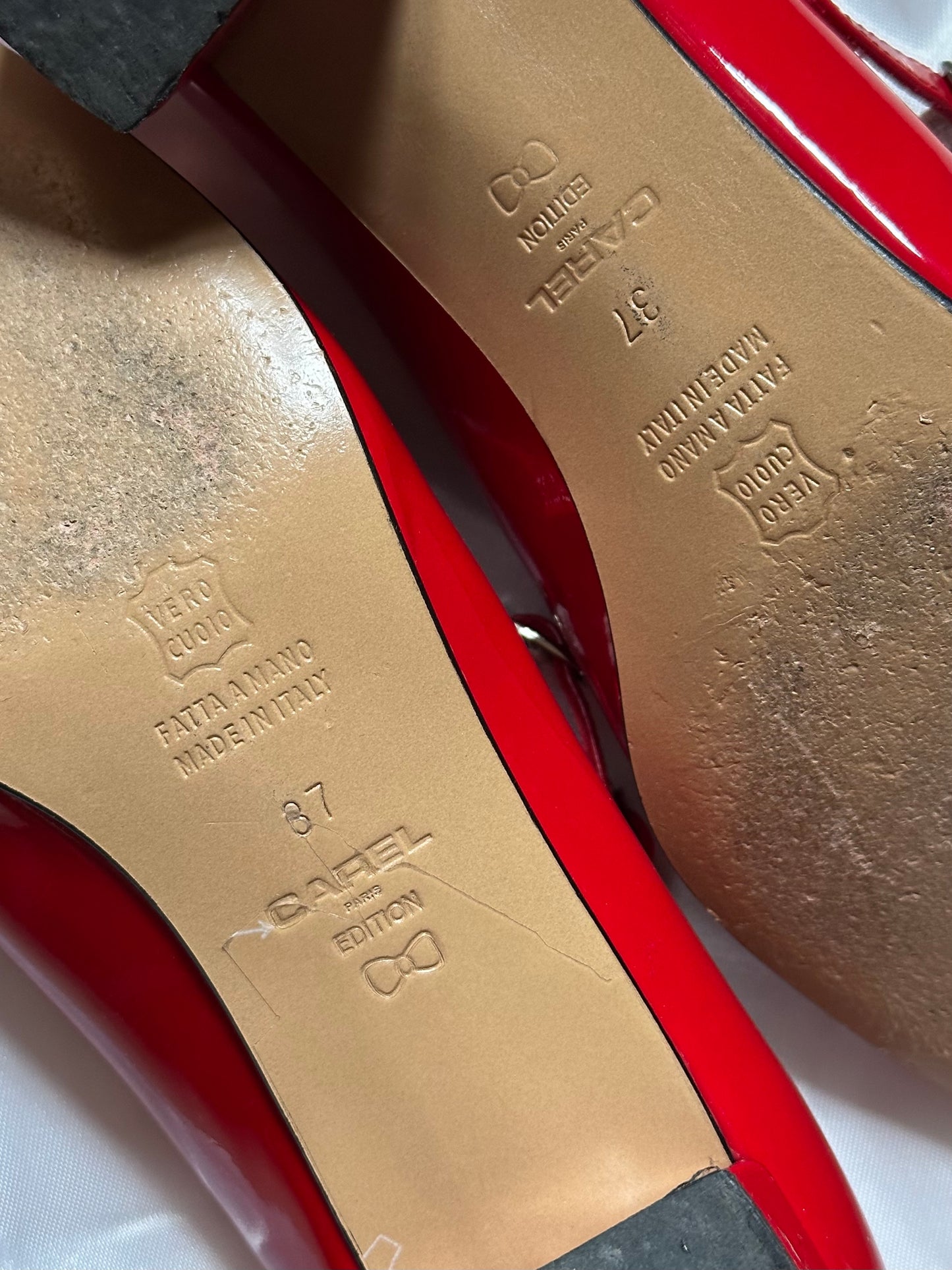 Carel Kina Patent Leather Pumps n.37