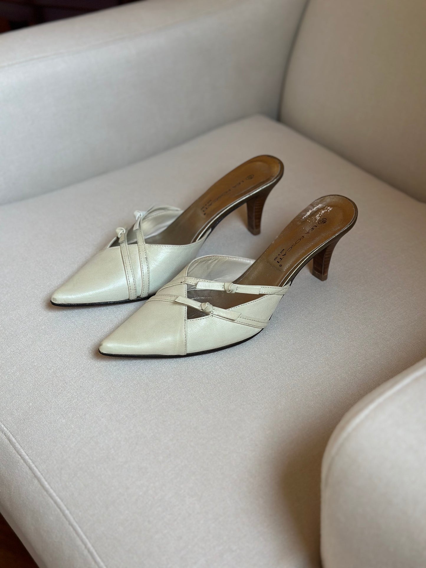 Ice-White Pointy Mules