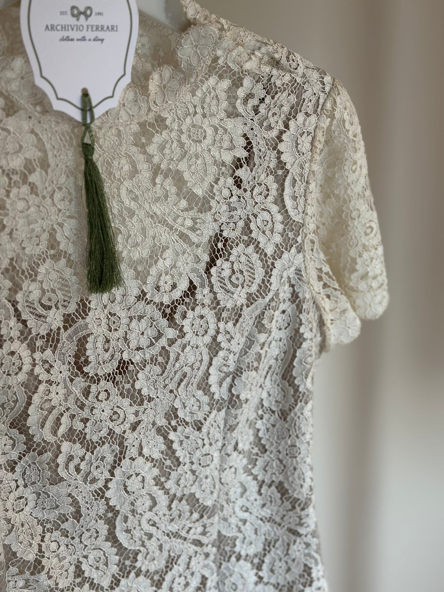 White Lace Short Sleeved Top