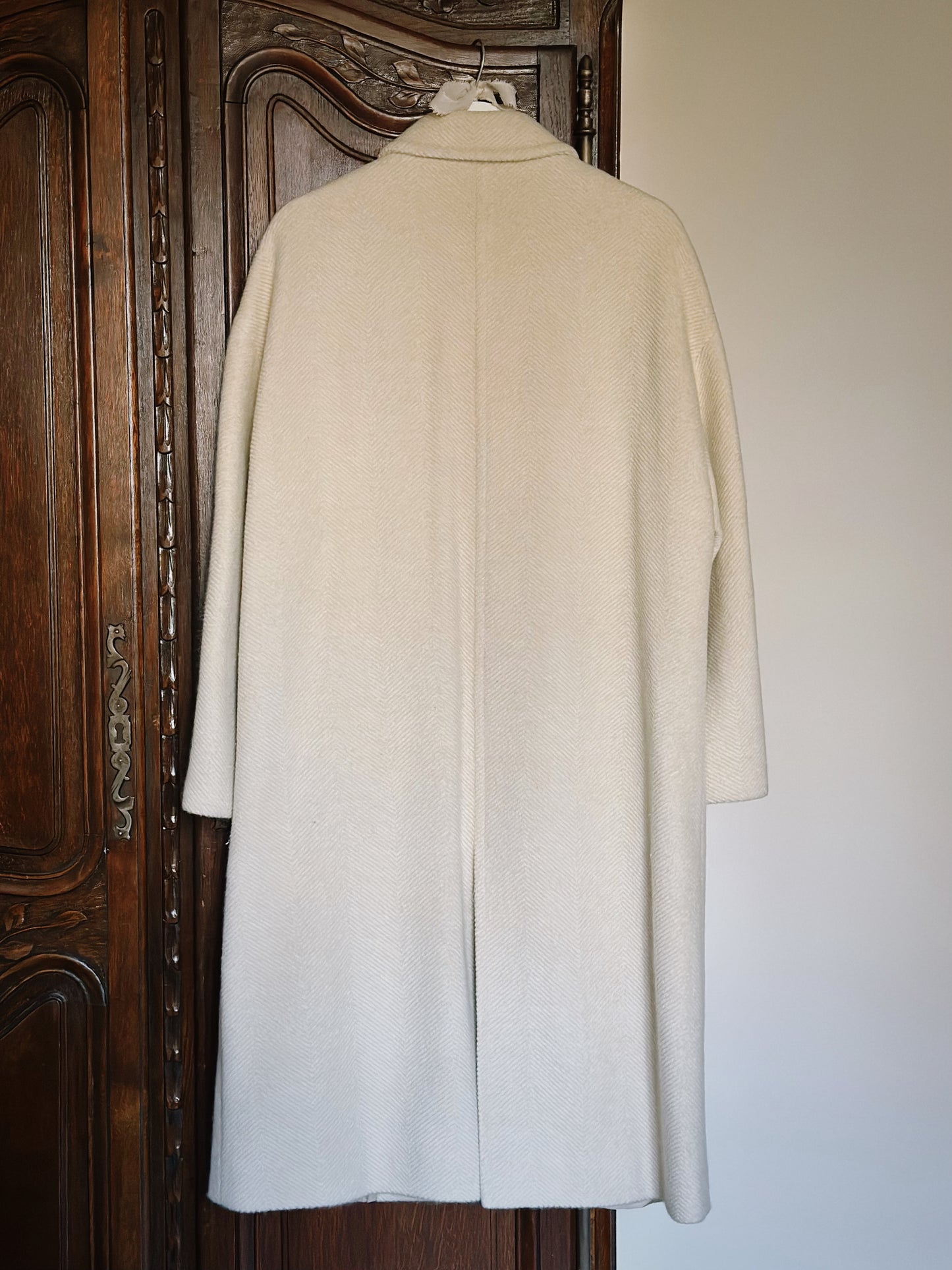 Milky White Pure Wool Herringbone Coat