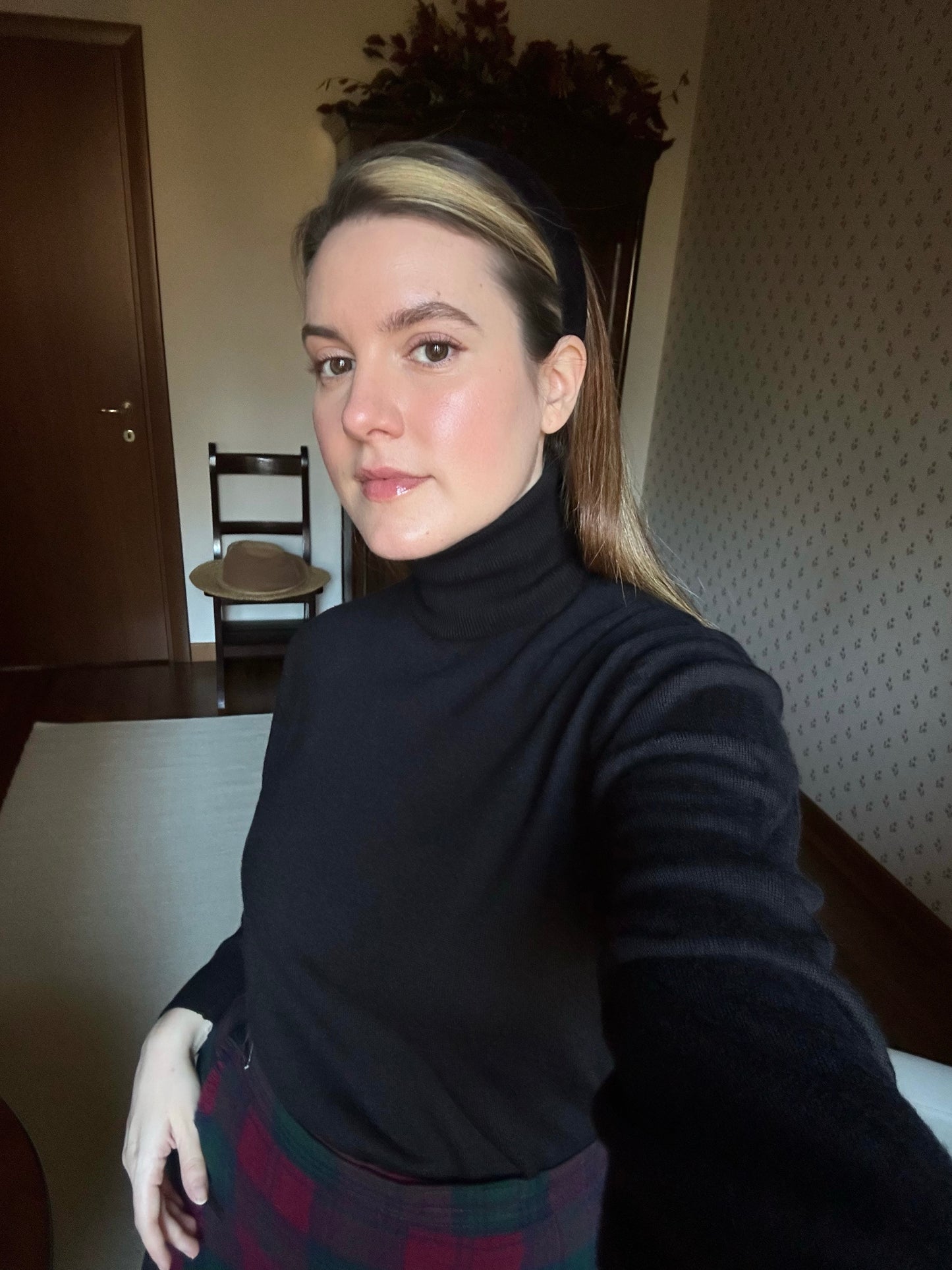 Vintage Pure Wool Black Turtleneck