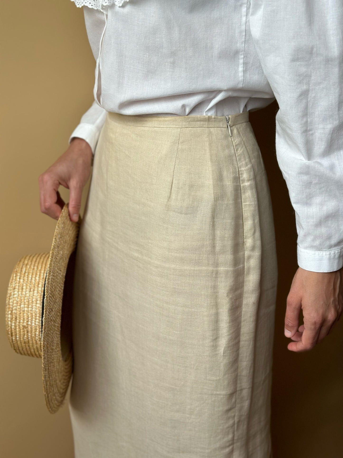 Vintage Ivory White Max Mara Midi Skirt