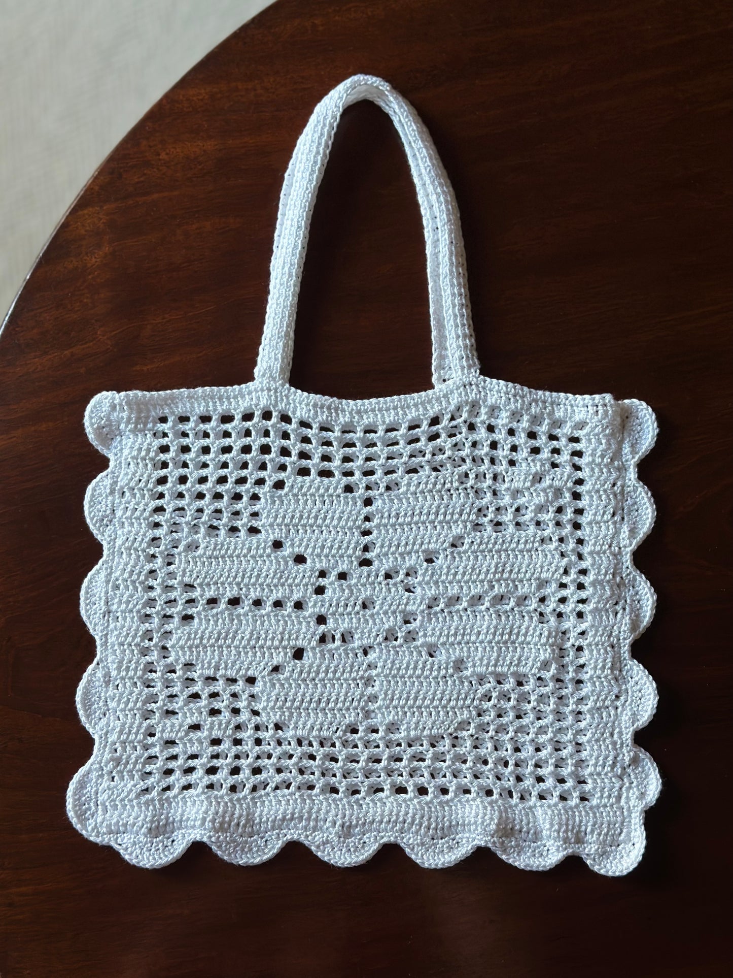 Filet Crochet White Daisy Handbag