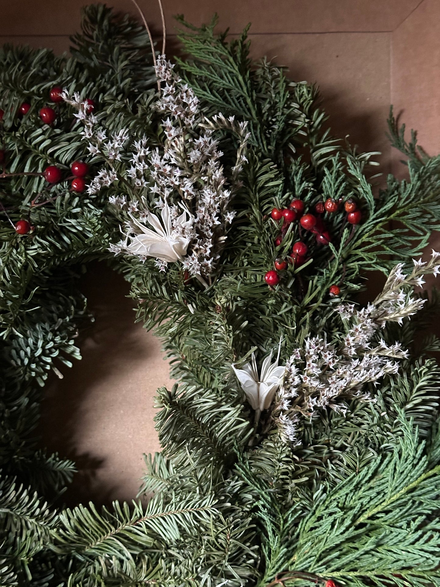 Handmade Winter Garland - White Nigella Orientalis