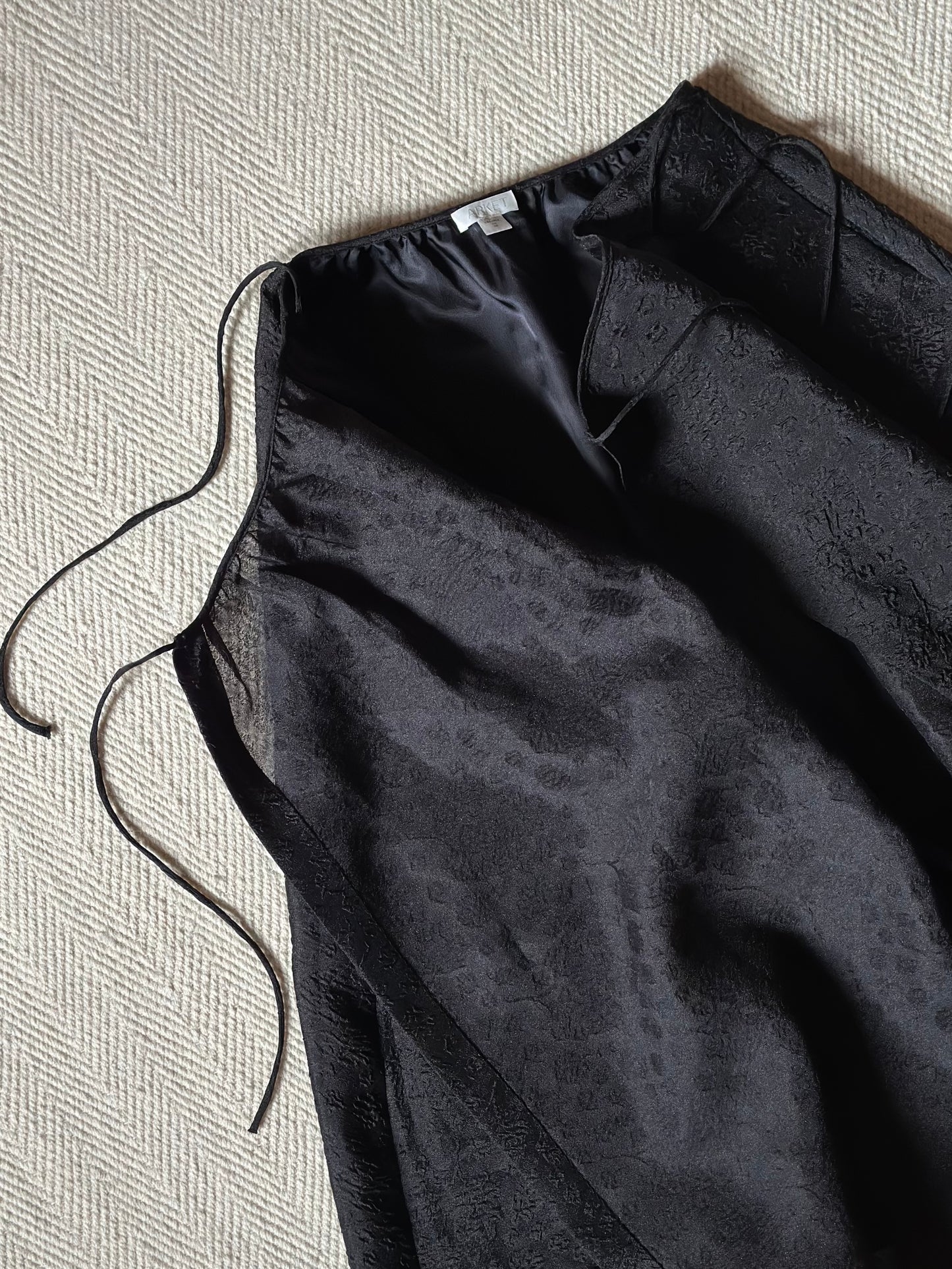 Secondhand Arket Brocade Black Wrap-Up Midi Skirt