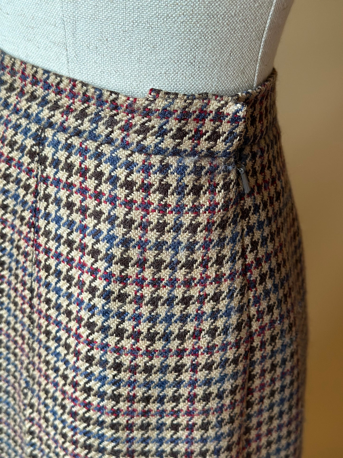 Vintage Burberrys Pied De Poule Skirt
