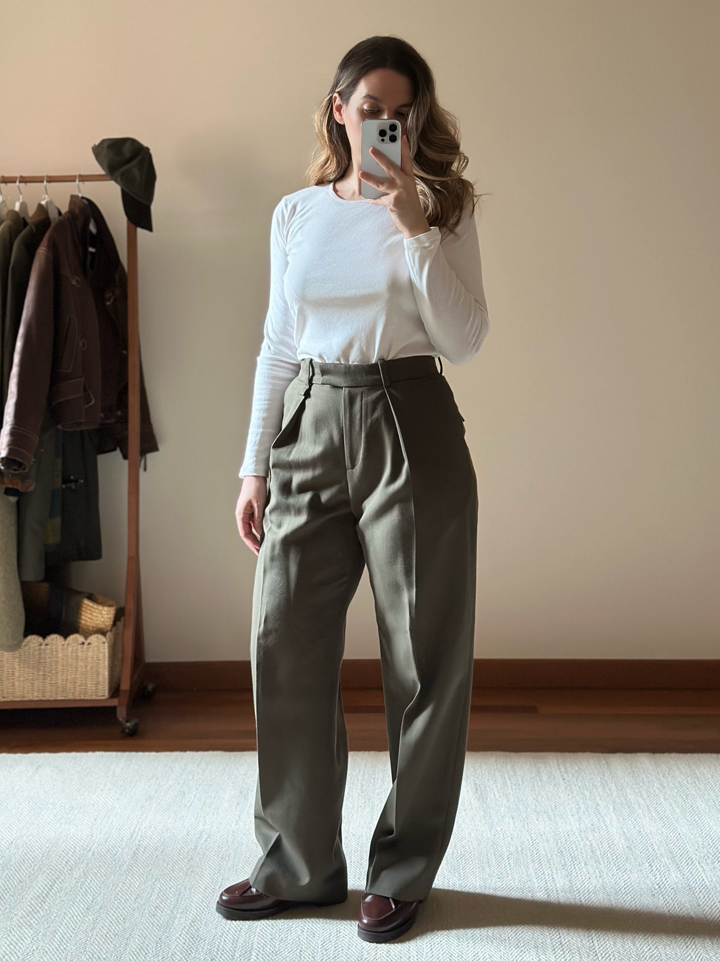 Secondhand Khaki Green Pleated Twill Trousers