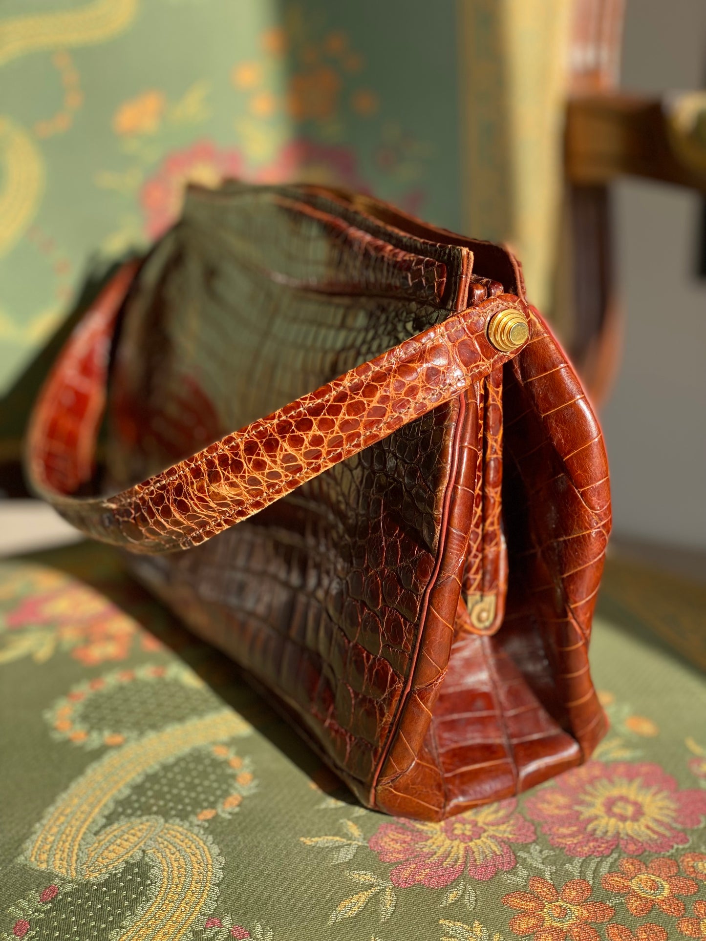 Vintage Cognac Crocodile Handheld Bag