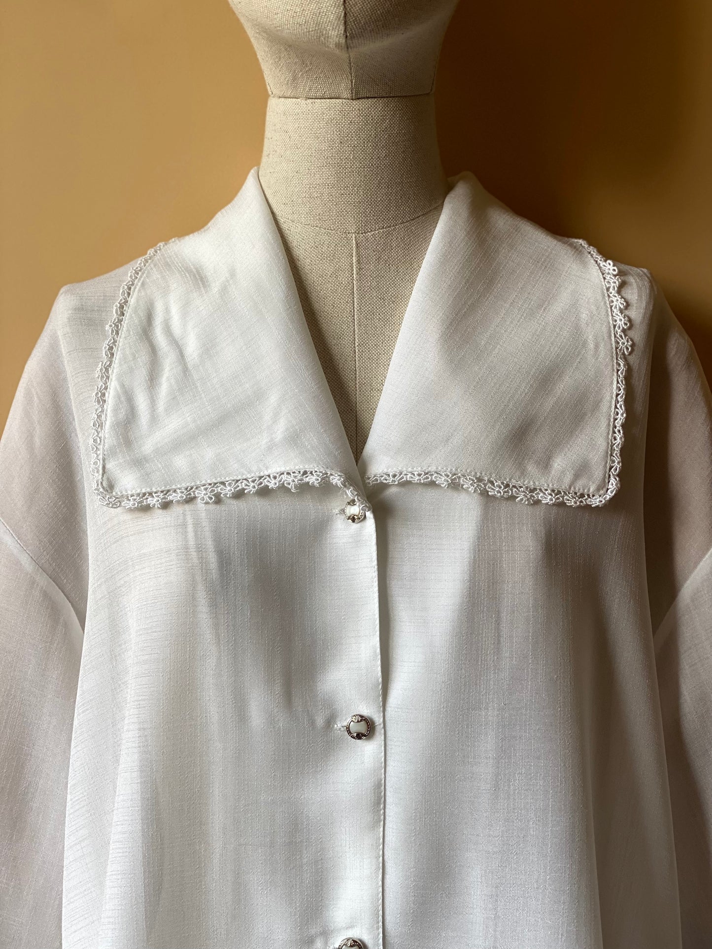 Vintage White Platter Collar Blouse