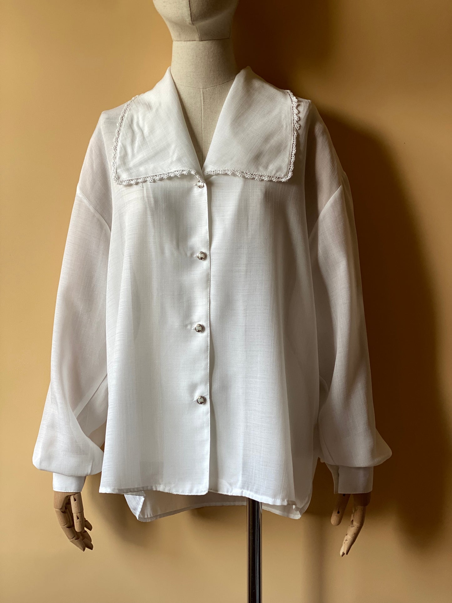 Vintage White Platter Collar Blouse