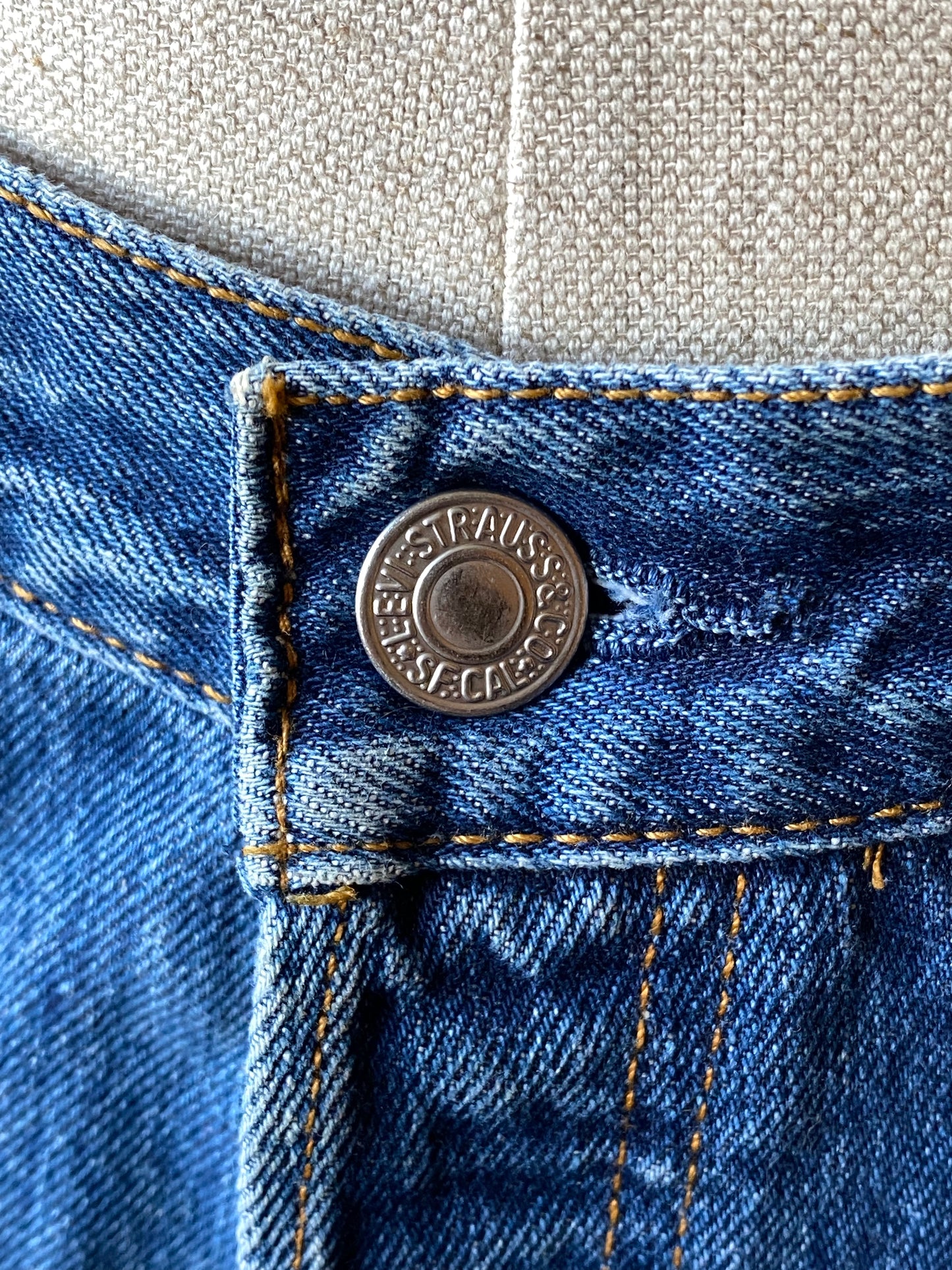 Vintage Blue 501 Levi's Jeans