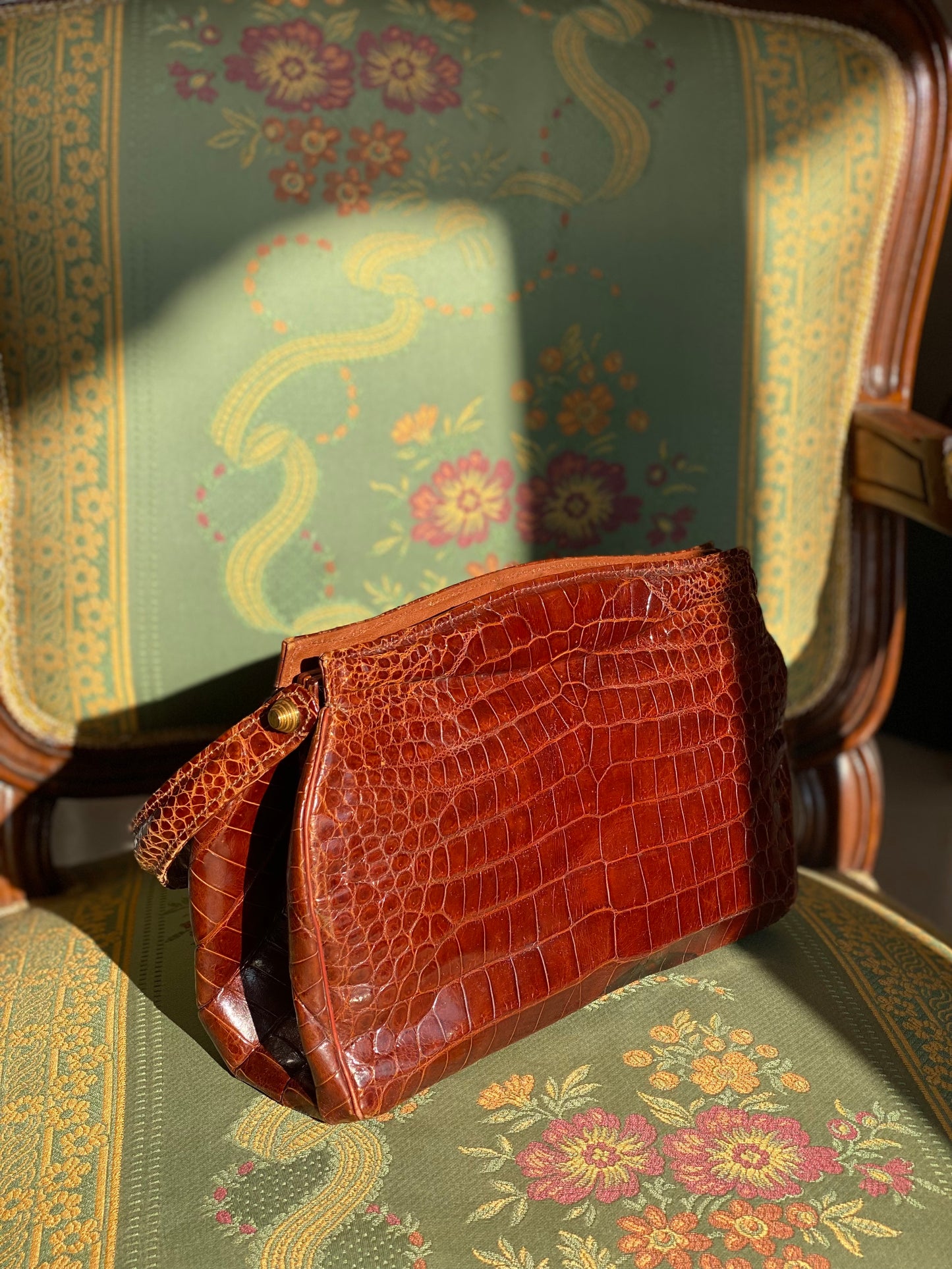 Vintage Cognac Crocodile Handheld Bag